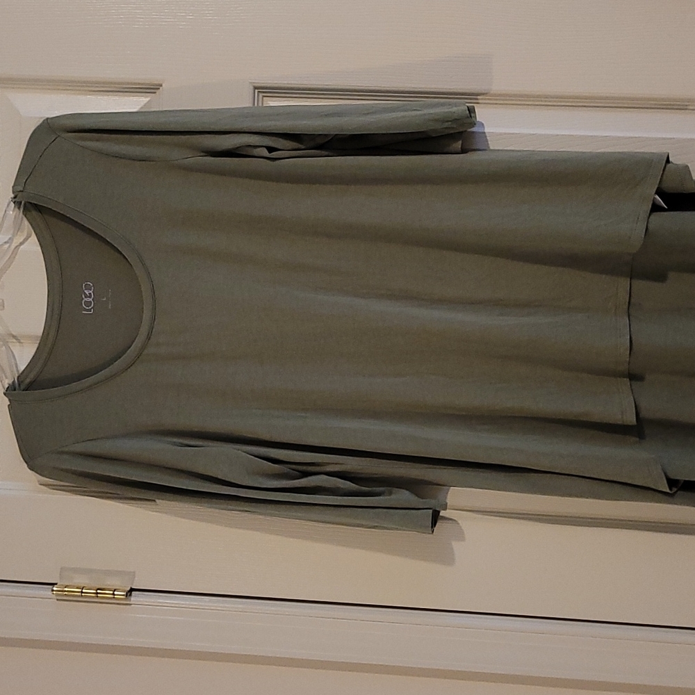 Long LoGo Top (size L)